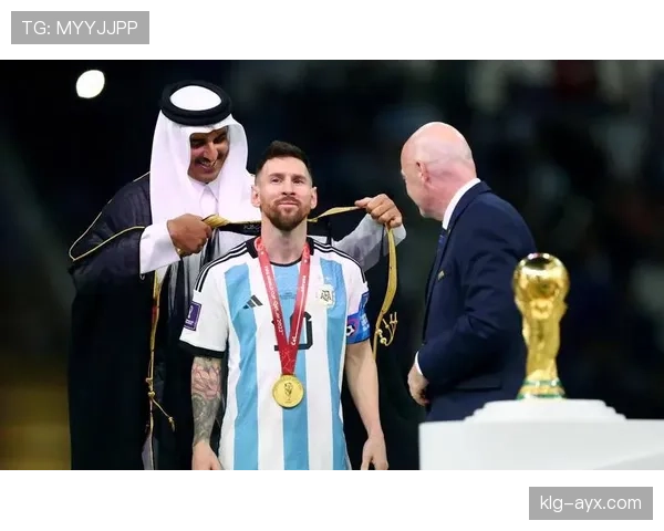 梅西告别赛季：传奇球星上演最后一舞，全球球迷翘首以盼