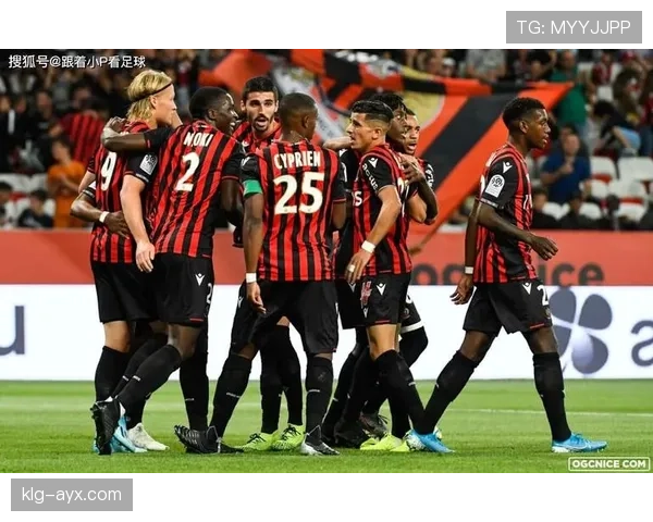 南特核心球员状态回暖,球队竞争力显著提升,剑指赛季高峰表现 南特核心球员状态回暖,球队竞争力显著提升,剑指赛季高峰表现