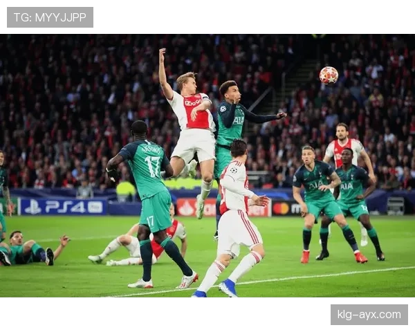 塞维利亚队反击效率高涨，状态回暖引发新赛季期待