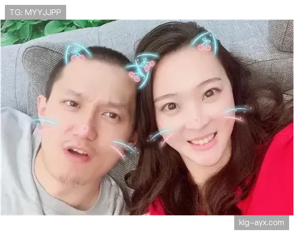 惠若琪退役后的日常像偶像剧，翻她朋友圈钱包瞬间自卑